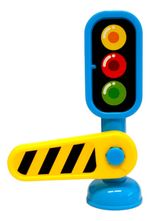 956246-MLA79714505716_102024