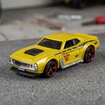 935577-MLA96661001870_112025