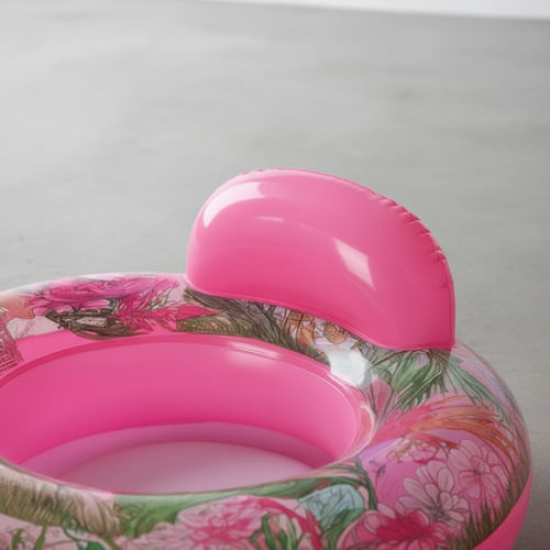 962153-MLA99034692084_112025